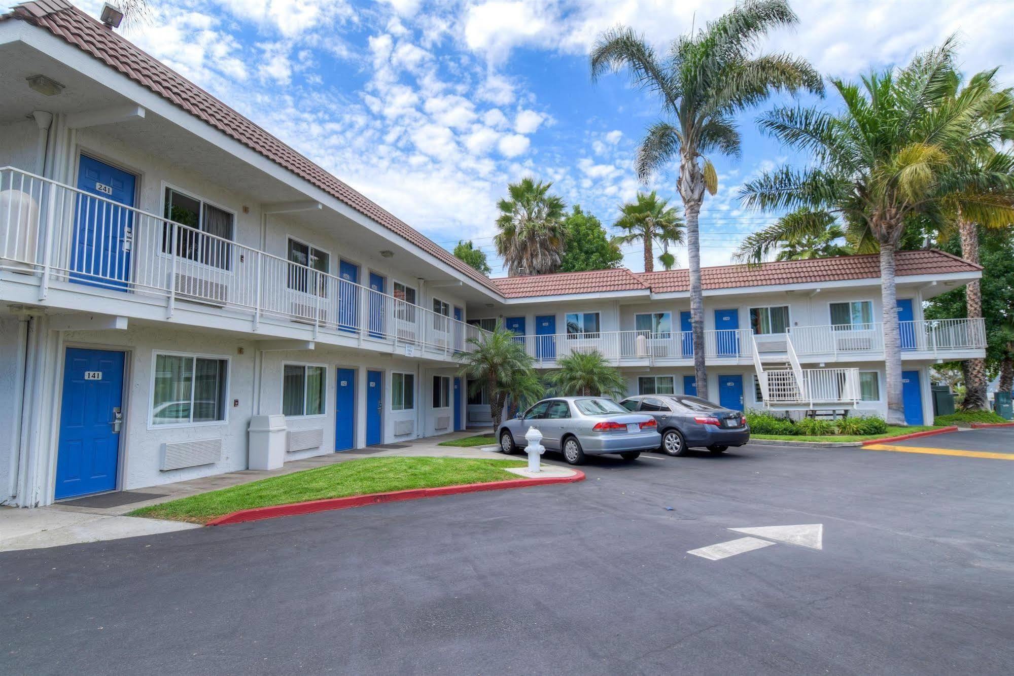 Motel 6-Costa Mesa, Ca מראה חיצוני תמונה