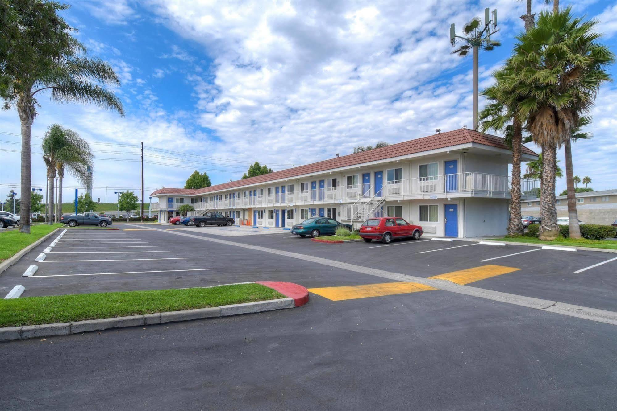 Motel 6-Costa Mesa, Ca מראה חיצוני תמונה